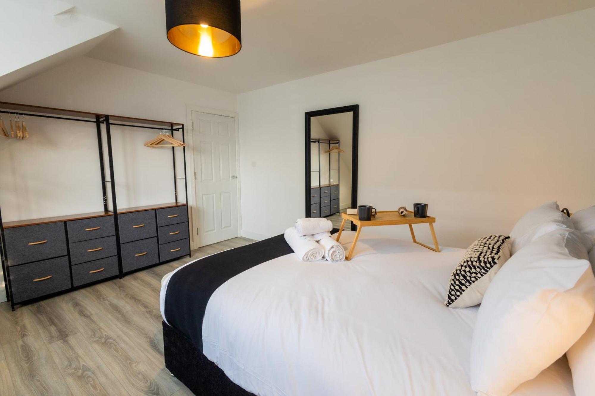 شقة Contemporary 3Br Flat In Watford واتفورد المظهر الخارجي الصورة